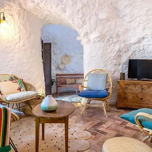 Genteel Casa Del Cadí Сasa de vacaciones Granada